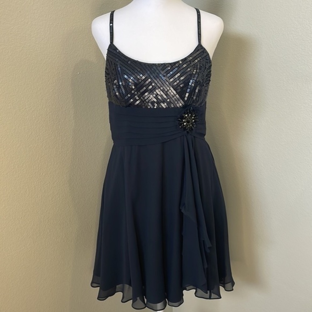 BCBGMaxAzria Blue Dress size 6